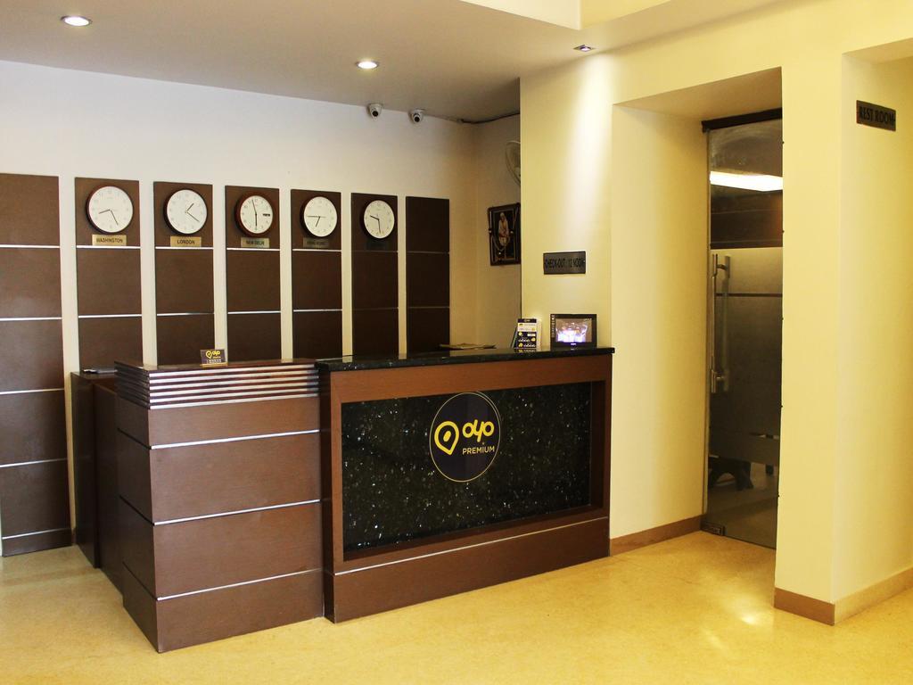 Oyo Premium Kaushambi Hotel Indirapuram Екстериор снимка