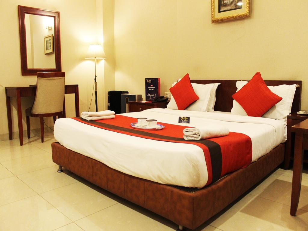 Oyo Premium Kaushambi Hotel Indirapuram Екстериор снимка